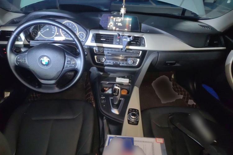 Used BMW 3 Series 2016 320Li Fashion Model Center Console