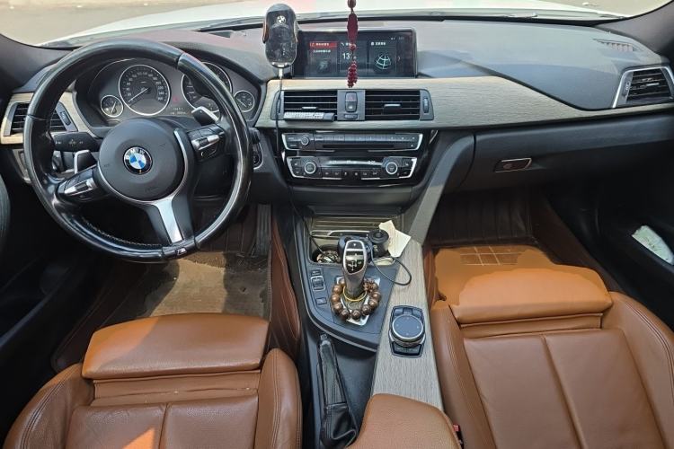 Used BMW 3 Series 2016 328i M Sport Center Console