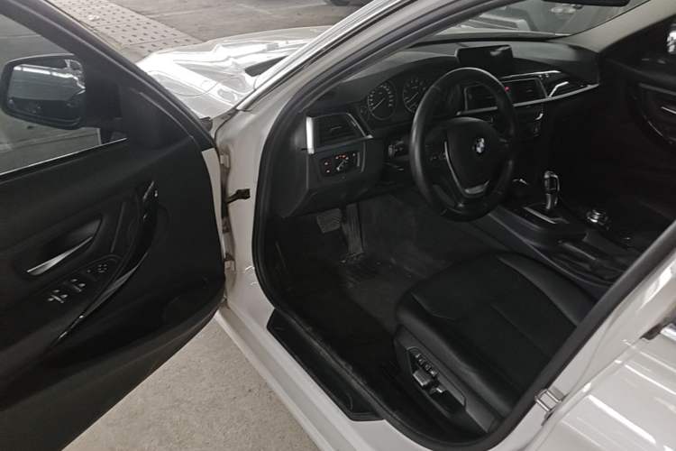 Used BMW 3 Series 2016 320Li Fashion Model Driver Seat