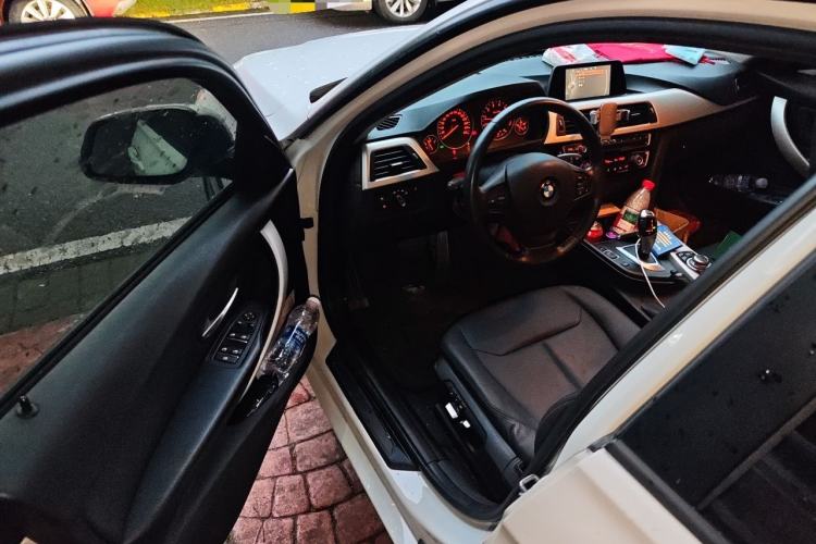 Used BMW 3 Series 2016 320i Fashion Model Driver Seat