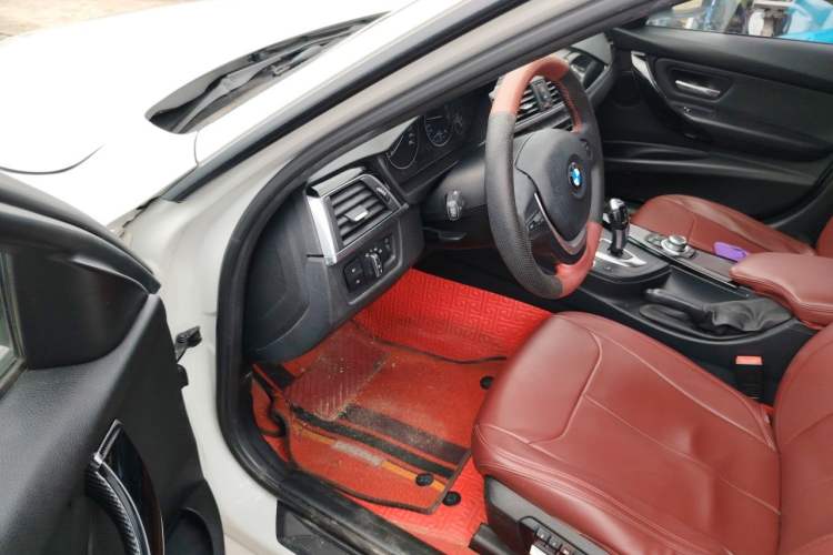 Used BMW 3 Series 2016 320i Fashion Model Driver Seat