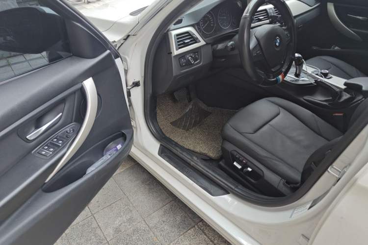 Used BMW 3 Series 2016 320Li Ambition Model Driver Seat