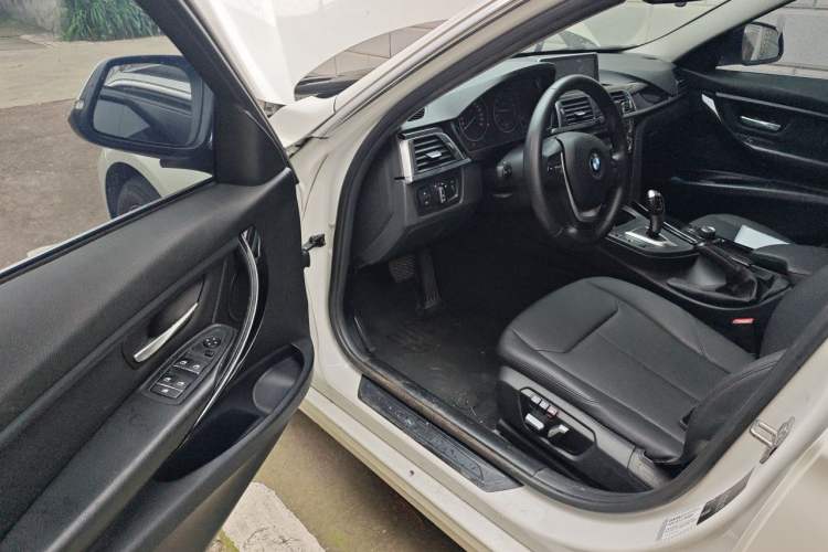 Used BMW 3 Series 2016 320Li Ambition Model Driver Seat