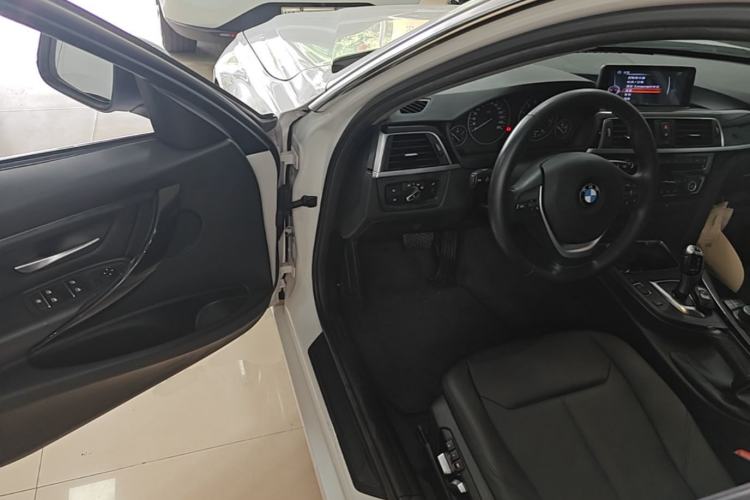 Used BMW 3 Series 2016 316Li Fashion Model Driver Seat
