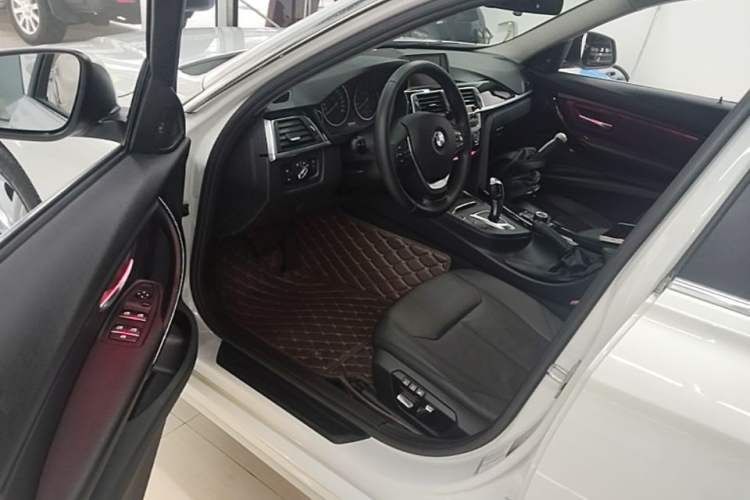 Used BMW 3 Series 2016 320Li Ambition Model Driver Seat