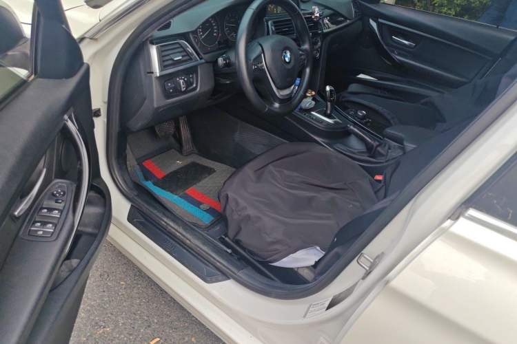 Used BMW 3 Series 2016 316Li Fashion Model Driver Seat