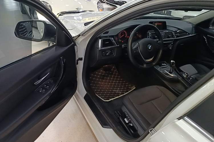 Used BMW 3 Series 2016 320Li Fashion Model Driver Seat