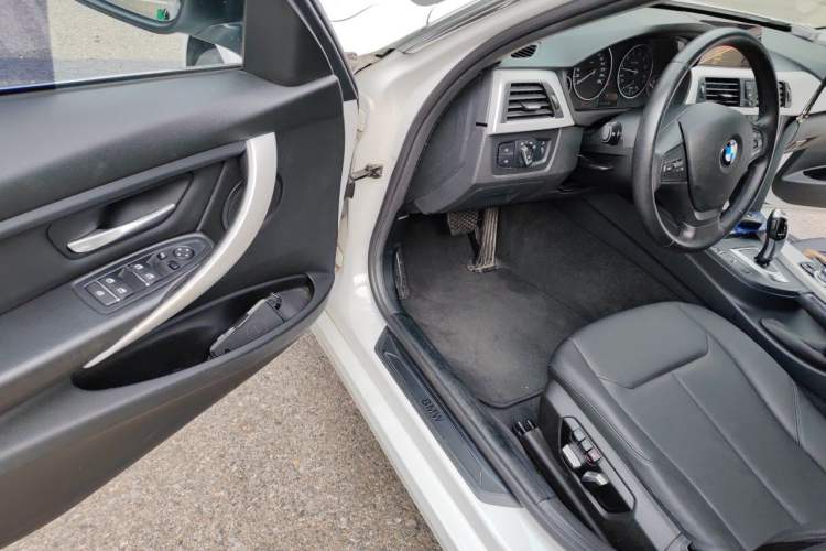 Used BMW 3 Series 2016 320Li Fashion Model Driver Seat