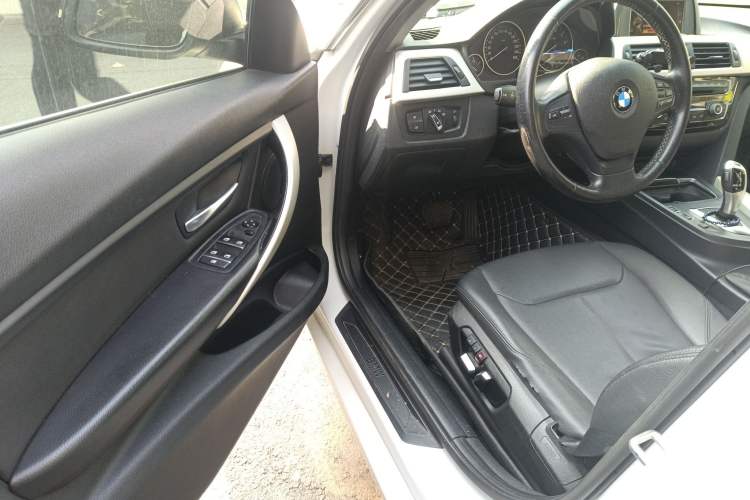Used BMW 3 Series 2016 320Li Ambition Model Driver Seat
