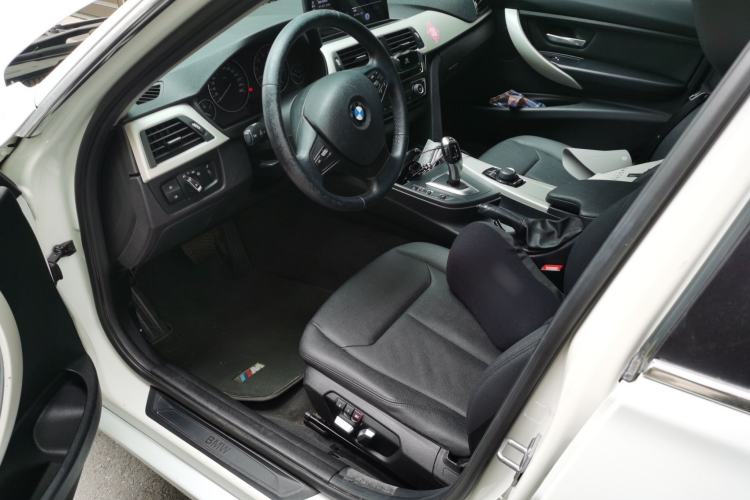 Used BMW 3 Series 2016 320Li Ambition Model Driver Seat