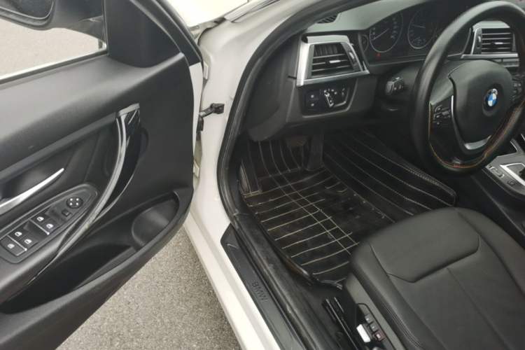 Used BMW 3 Series 2016 320Li Ambition Model Driver Seat