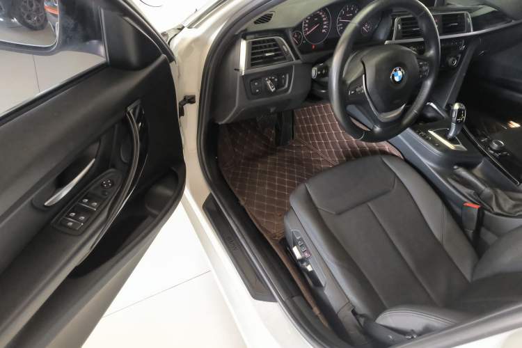 Used BMW 3 Series 2016 320Li Ambition Model Driver Seat