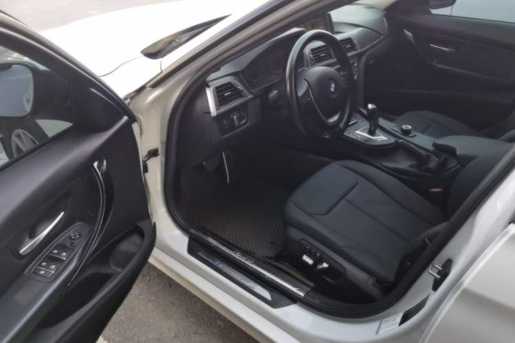 Used BMW 3 Series 2016 316i Fashion Model Driver Seat