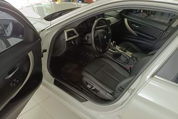 Used BMW 3 Series 2016 320Li Ambition Model Driver Seat