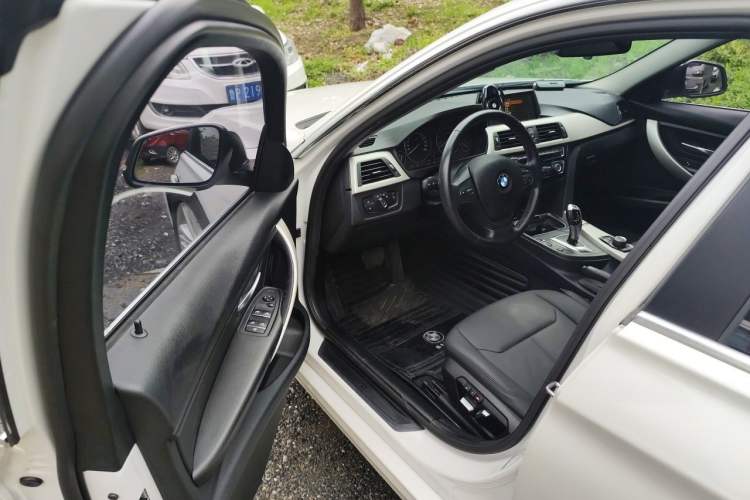 Used BMW 3 Series 2016 320Li Ambition Model Driver Seat