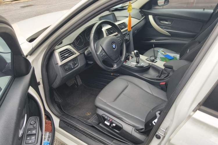 Used BMW 3 Series 2016 316i Fashion Model Driver Seat
