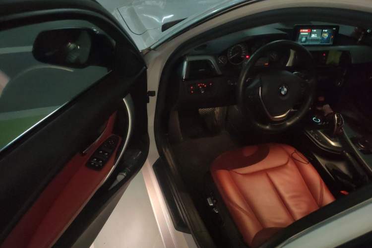 Used BMW 3 Series 2016 328Li Fashion Model Driver Seat