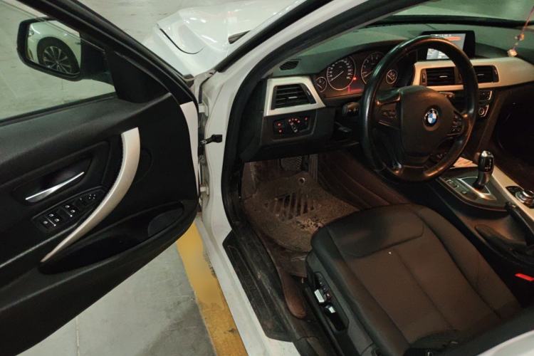 Used BMW 3 Series 2016 320i Fashion Model Driver Seat