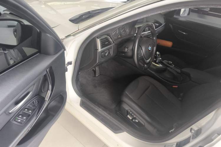 Used BMW 3 Series 2016 320Li Ambition Model Driver Seat