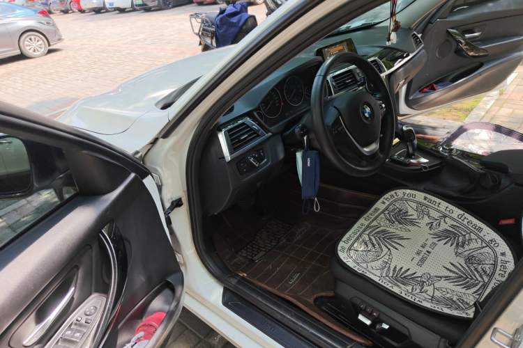 Used BMW 3 Series 2016 320i Fashion Model Driver Seat