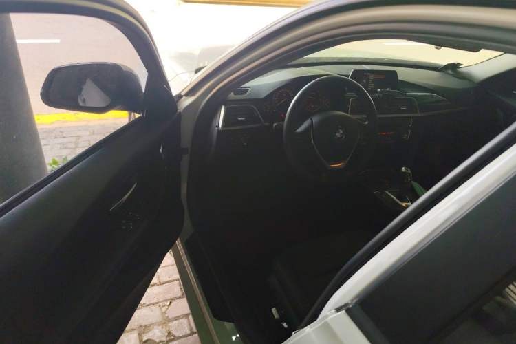Used BMW 3 Series 2016 316i Fashion Model Driver Seat