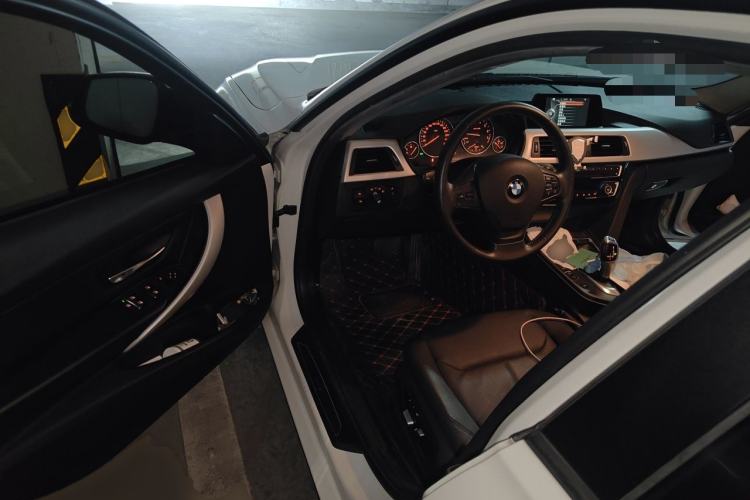 Used BMW 3 Series 2016 320i Fashion Model Driver Seat