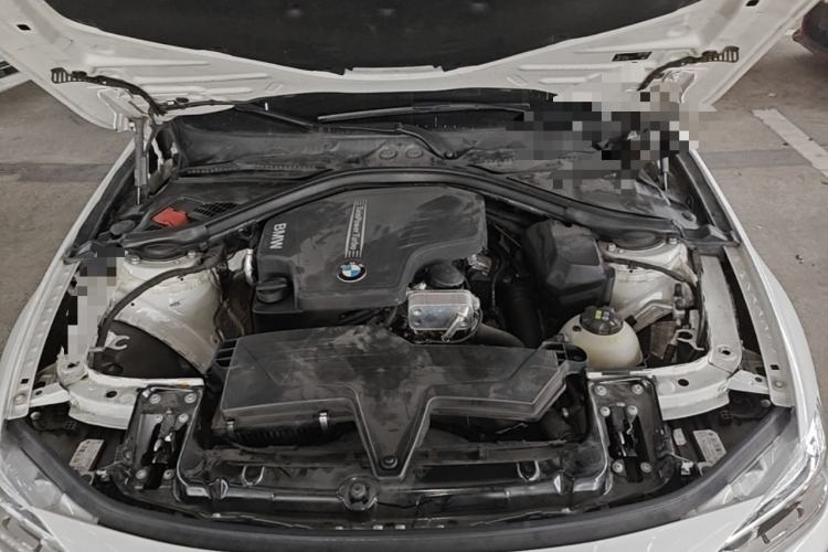 Used BMW 3 Series 2016 320Li Fashion Model Engine Bay