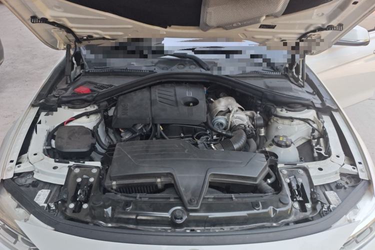 Used BMW 3 Series 2016 316Li Fashion Model Engine Bay