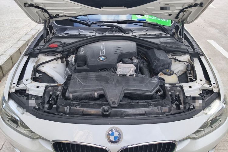 Used BMW 3 Series 2016 320Li Fashion Model Engine Bay