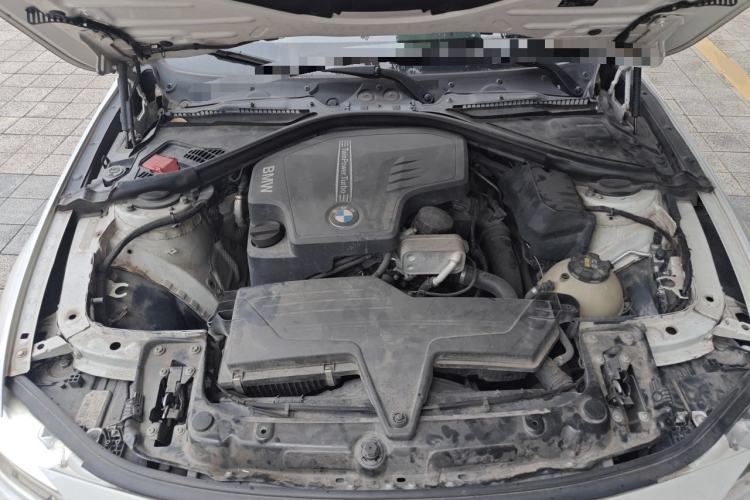 Used BMW 3 Series 2016 320Li Ambition Model Engine Bay