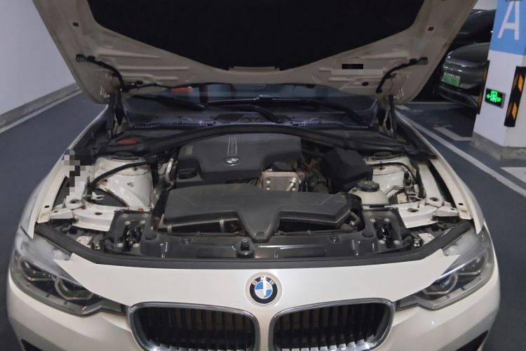 Used BMW 3 Series 2016 320i Fashion Model Engine Bay