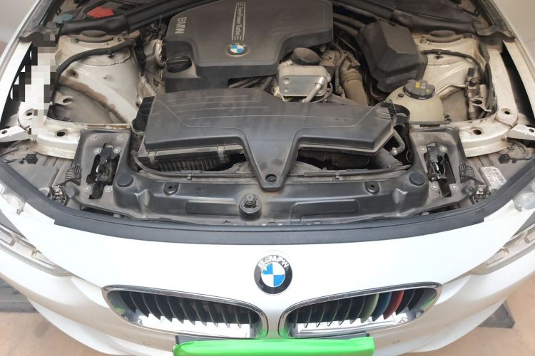 Used BMW 3 Series 2016 320Li Fashion Model Engine Bay