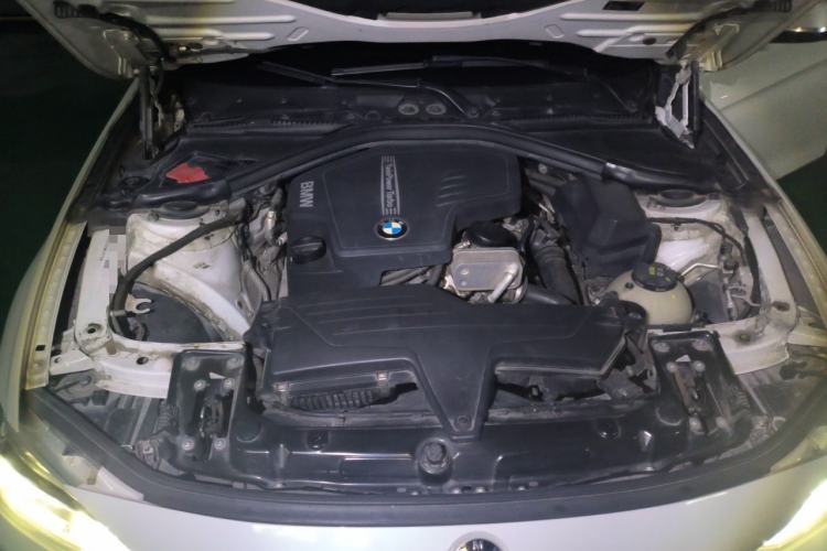 Used BMW 3 Series 2016 320Li Ambition Model Engine Bay