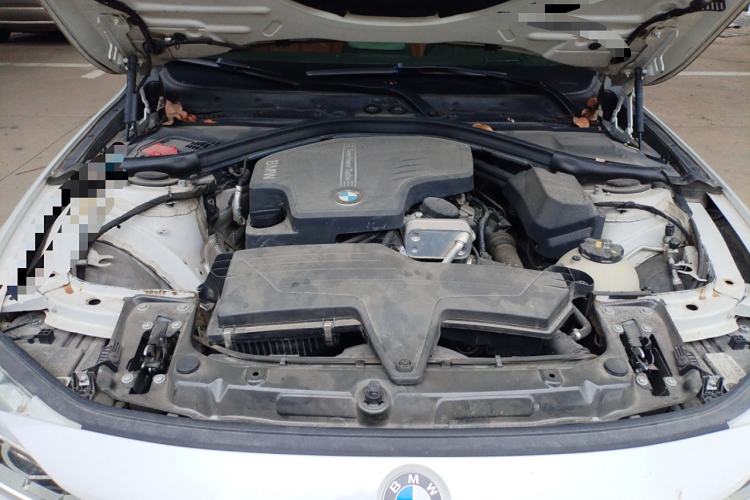 Used BMW 3 Series 2016 320Li Fashion Model Engine Bay