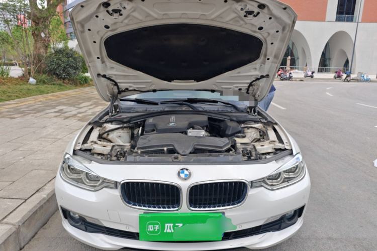 Used BMW 3 Series 2016 320Li Ambition Model Engine Bay