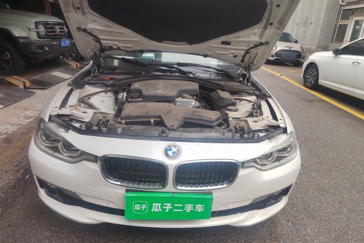Used BMW 3 Series 2016 320Li Ambition Model Engine Bay