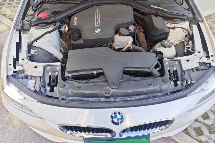 Used BMW 3 Series 2016 320Li Ambition Model Engine Bay