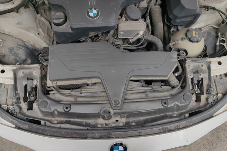 Used BMW 3 Series 2016 320Li Ambition Model Engine Bay