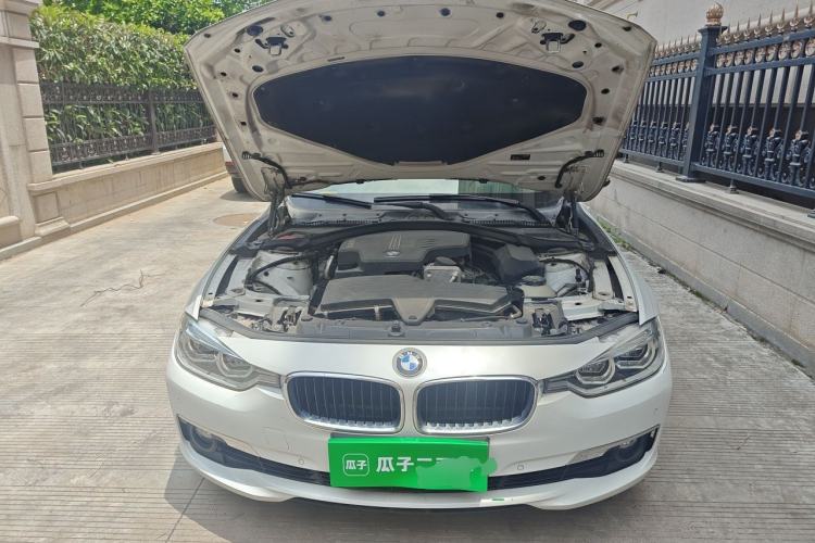 Used BMW 3 Series 2016 320Li Ambition Model Engine Bay