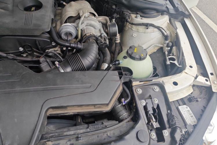 Used BMW 3 Series 2016 316Li Fashion Model Engine Bay Left