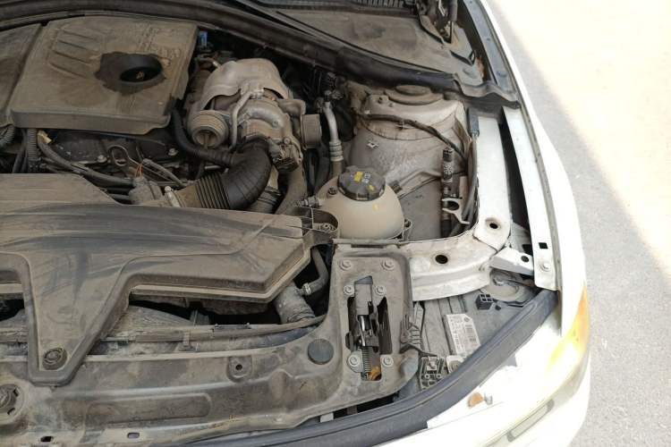 Used BMW 3 Series 2016 316Li Fashion Model Engine Bay Left