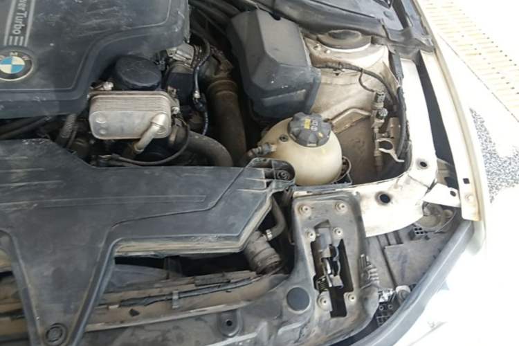Used BMW 3 Series 2016 320Li Ambition Model Engine Bay Left
