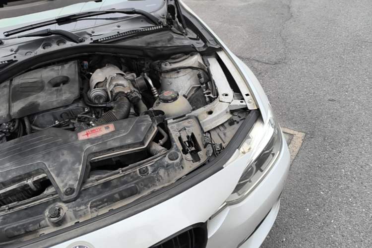 Used BMW 3 Series 2016 316Li Fashion Model Engine Bay Left