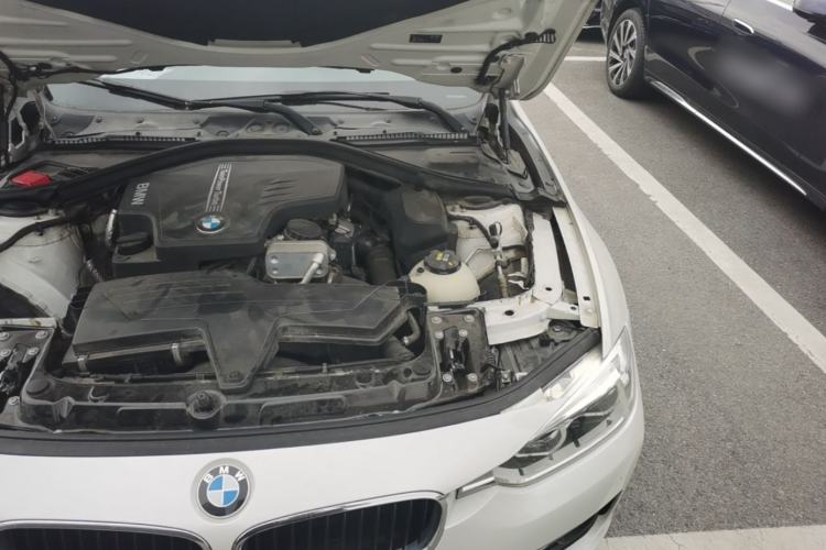 Used BMW 3 Series 2016 320Li Ambition Model Engine Bay Left