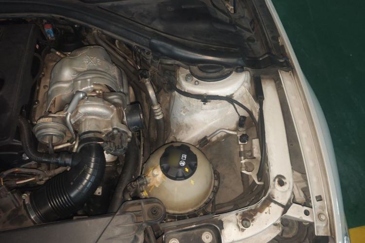 Used BMW 3 Series 2016 316Li Fashion Model Engine Bay Left