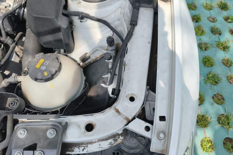 Used BMW 3 Series 2016 320Li Ambition Model Engine Bay Left
