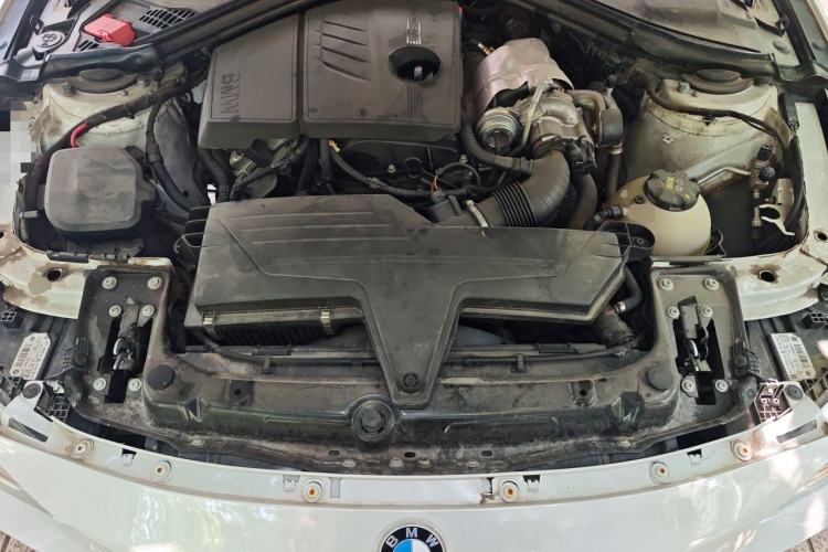 Used BMW 3 Series 2016 316i Fashion Model Engine Bay