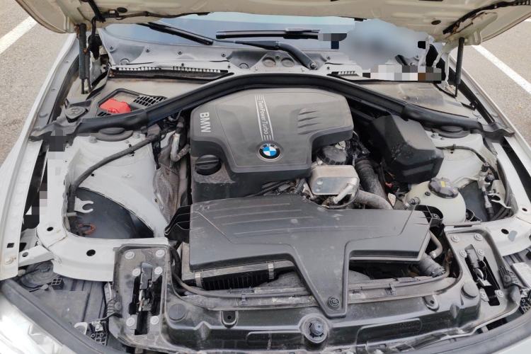 Used BMW 3 Series 2016 320Li Fashion Model Engine Bay