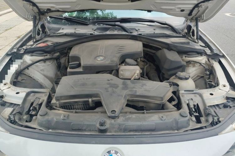 Used BMW 3 Series 2016 320i Fashion Model Engine Bay