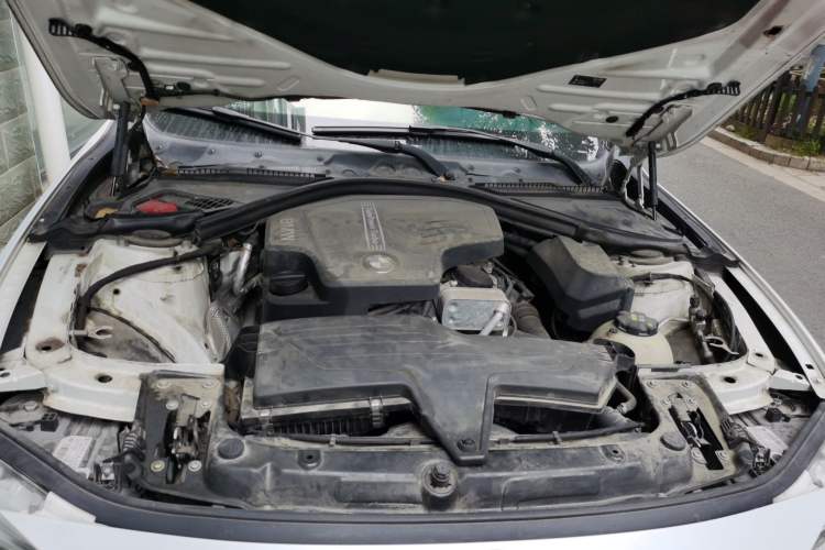 Used BMW 3 Series 2016 320Li Ambition Model Engine Bay